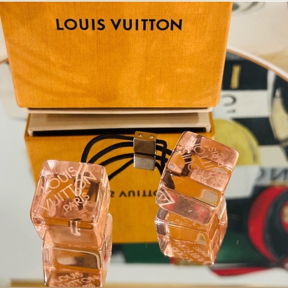 louis vuitton hair tie